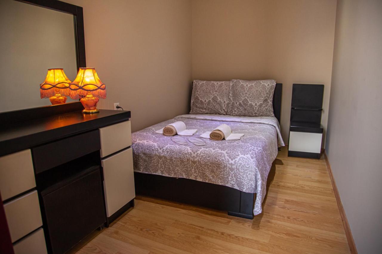 Sunny Apartments. Tbilisi. 300 Aragveli מראה חיצוני תמונה